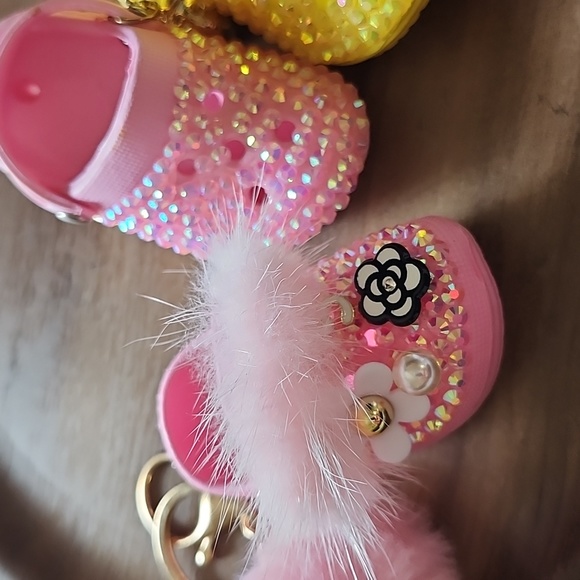 Crocs Keychain - Picture 3 of 4